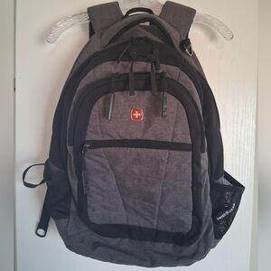 SwissGear- Airflow 4-Divider Laptop Backpack. Gray